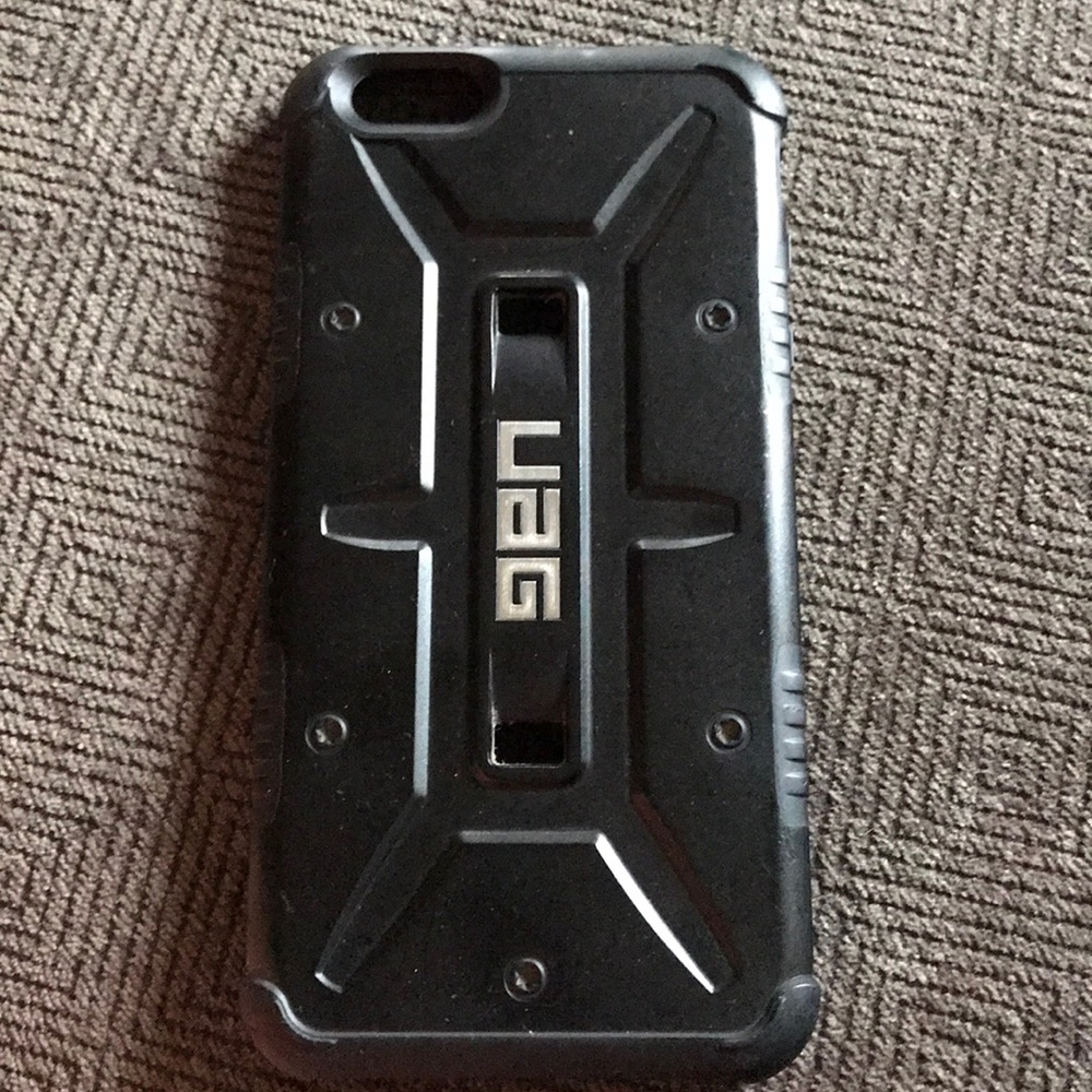 UAG 6 plus Case